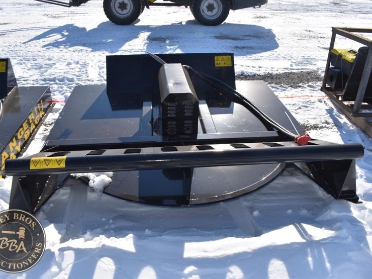 shredder/mower-agt-industrial-brush-cutter-attachment-41837-image-1