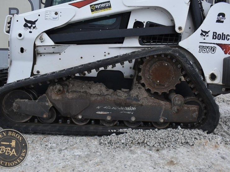 2021-bobcat-t870-image-14