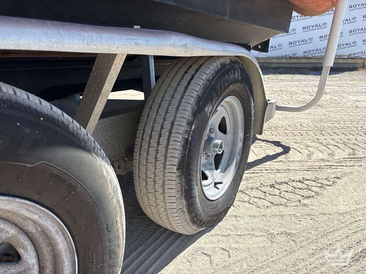 23ft.-zodiac-hurricane-inflatable-rib-with-2007-25ft-myco-t/a-aluminum-boat-trailer-image-11