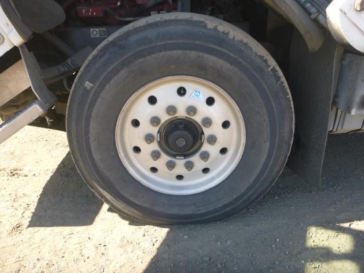 2014-peterbilt-pb320-t/a-load-over-cab-loader-truc-image-21