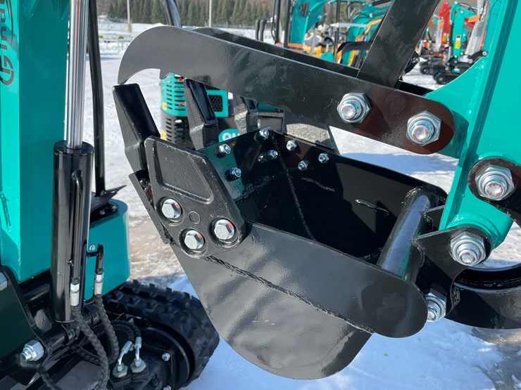 #5351-•-h15r-mini-excavator-image-15