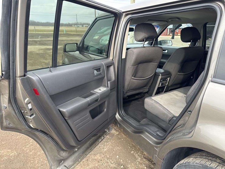 2012-ford-flex-image-14