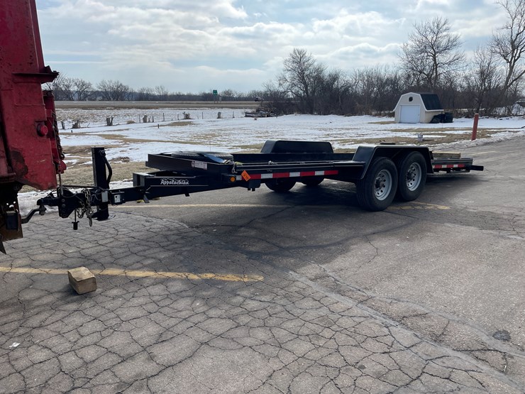 #8551-•-appalachian-trail-tilt-bed-trailer-image-1