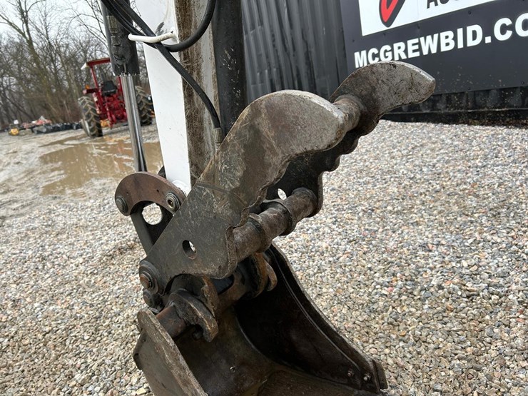 bobcat-e26-image-9