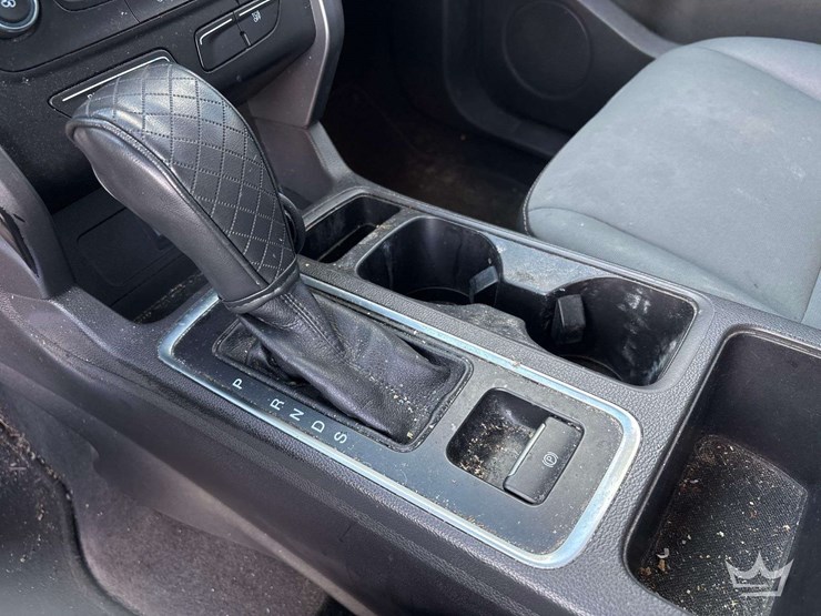 2017-ford-escape-image-19