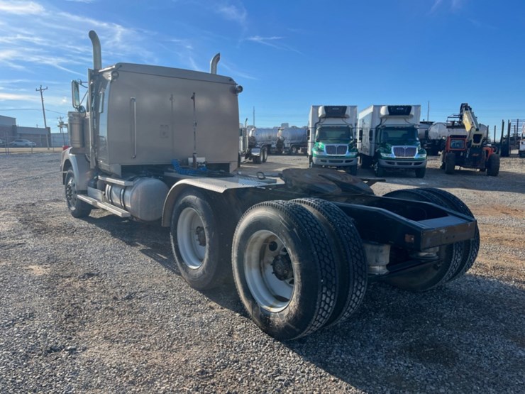 2011-western-star-4900-image-7