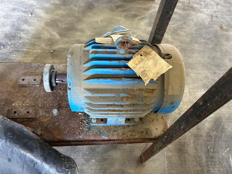 electric-motor-w/-stand-image-3