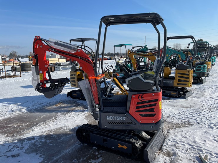 #5378-•-mx15rx-mini-excavator-image-6
