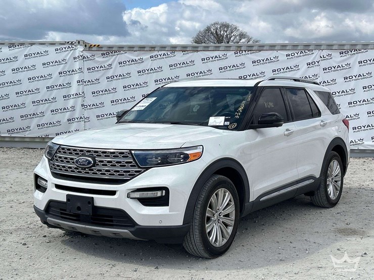2021-ford-explorer-image-1