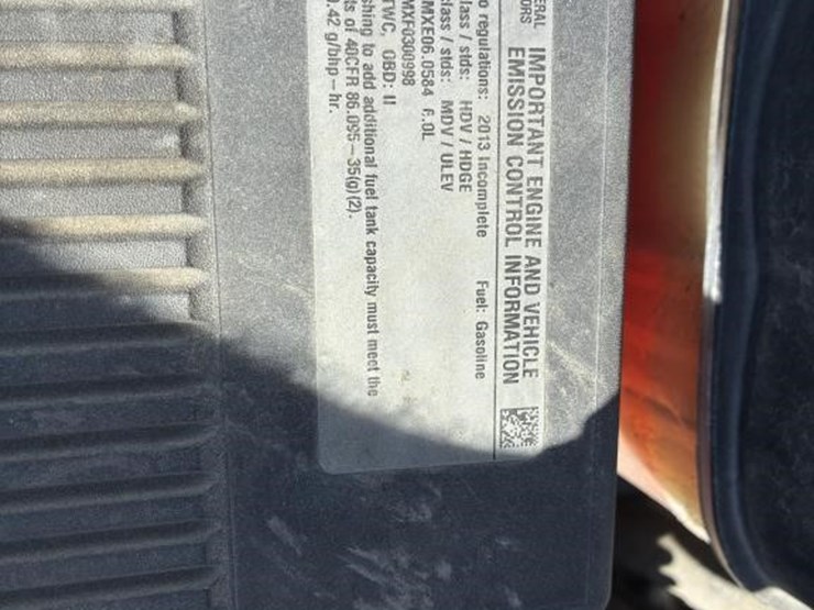 2013-gmc-sierra-2500-image-8