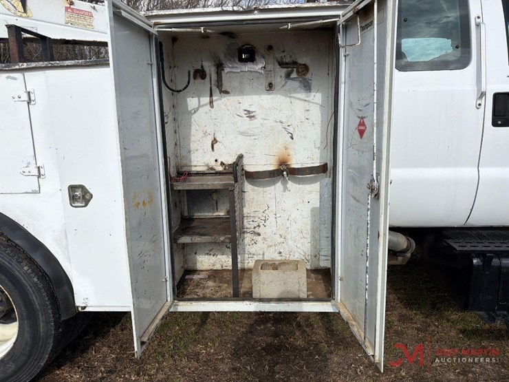 2001-ford-f650-image-21