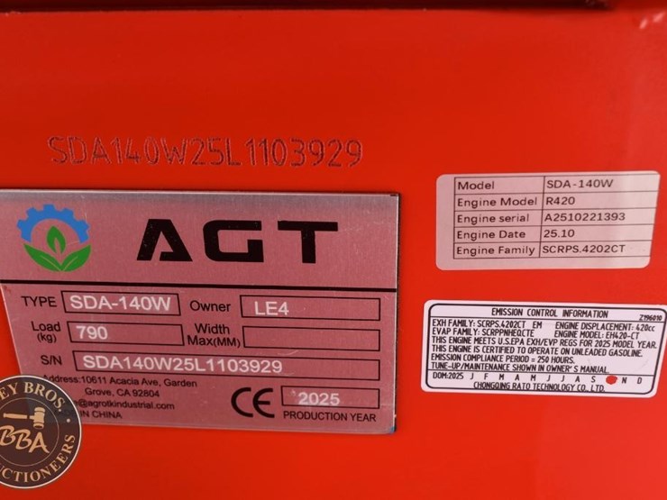 agt-industrial-mini-skid-steer-41825-image-17