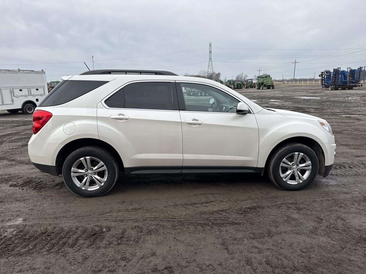 2014-chevrolet-equinox-lt-image-6