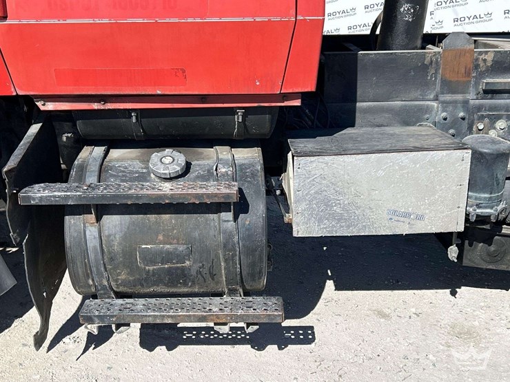 1995-ford-lt9000-image-25