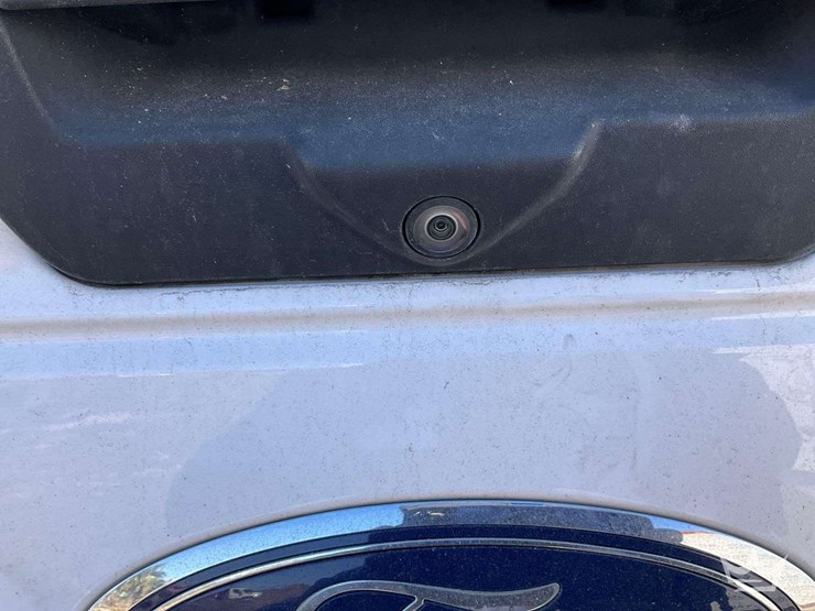 2020-ford-f150-image-15