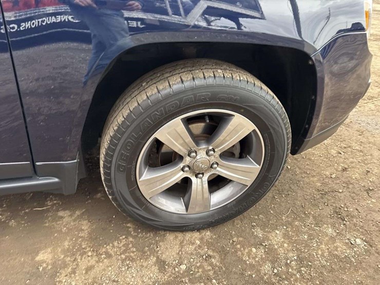 2016-jeep-compass-image-11