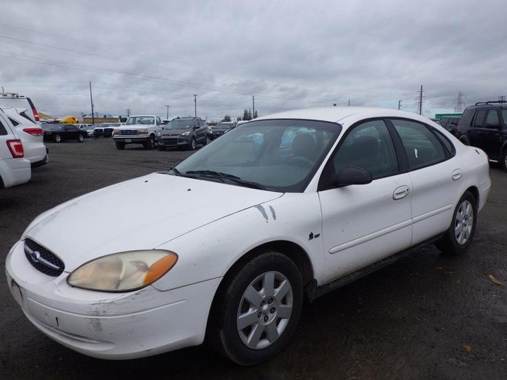 2000-ford-2000-image-1