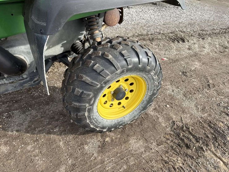 john-deere-gator-image-8