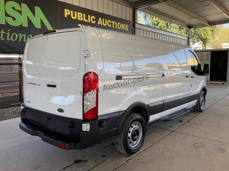 2015-ford-transit-image-7