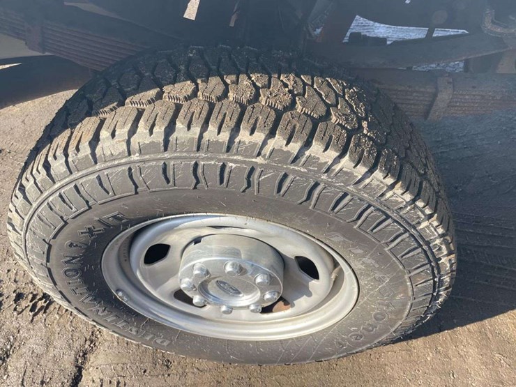 2015-ford-f350-image-24