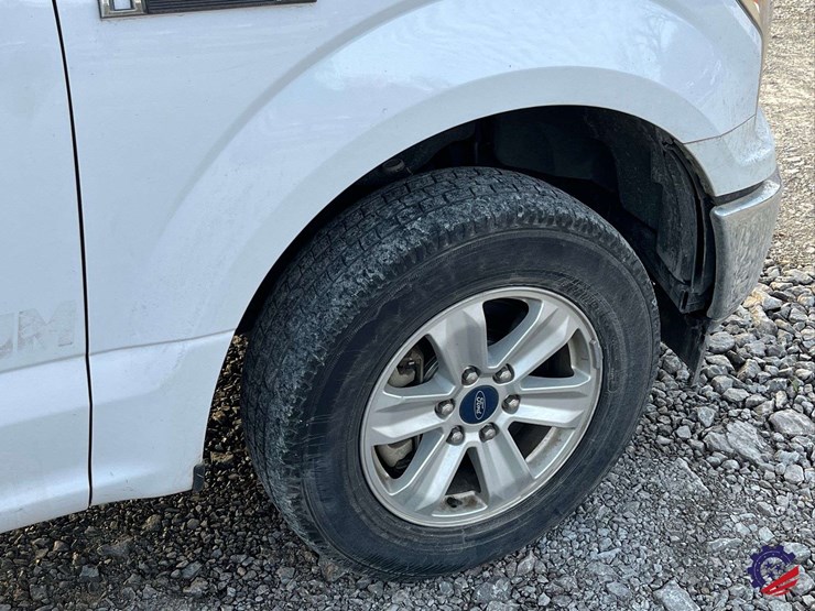 2020-ford-f150-xl-image-10