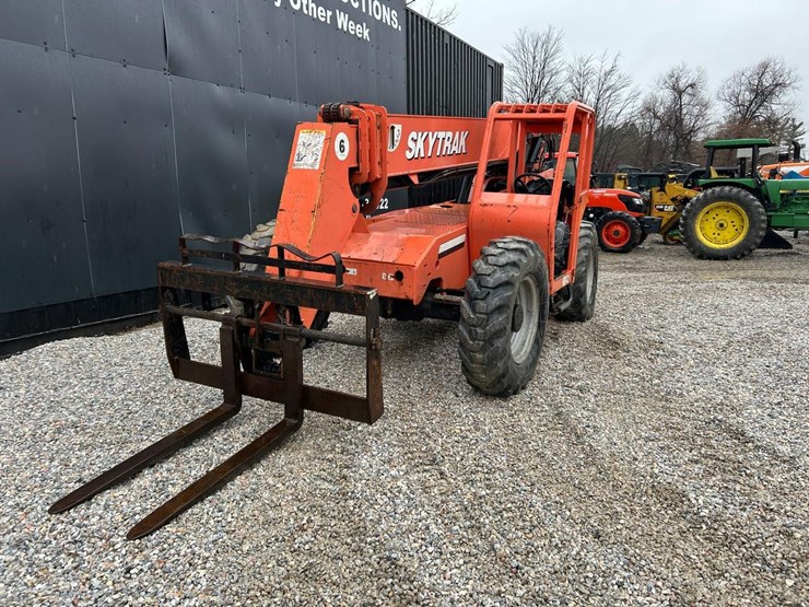 sky-trak-6042-image-7