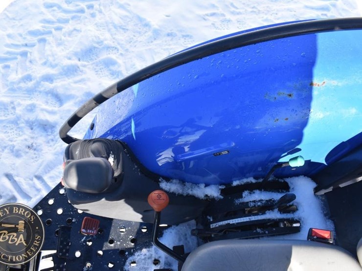 2024-new-holland-workmaster-70-image-35