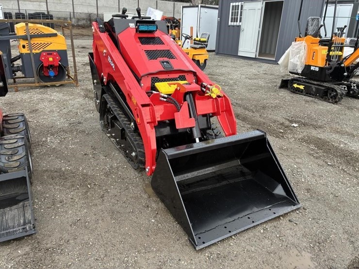 2025-sdlool-fv-skid-steer-loader-image-2