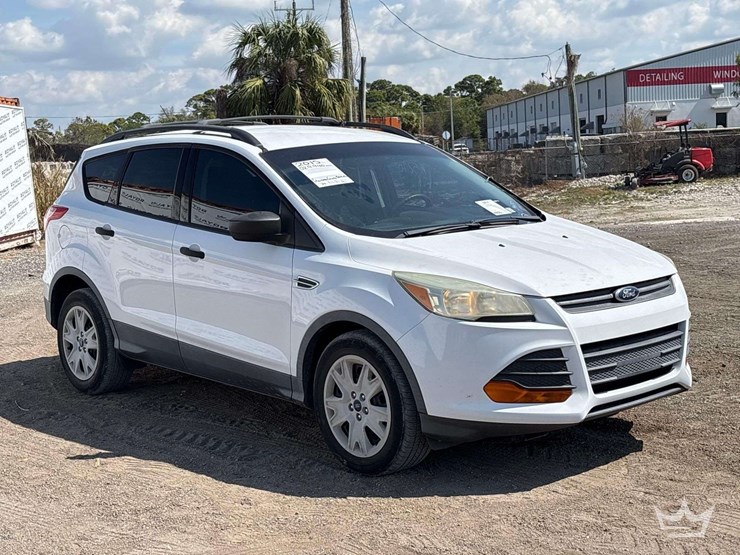 2015-ford-escape-image-2