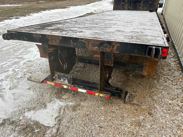 24.5'-steel-truck-bed-image-4