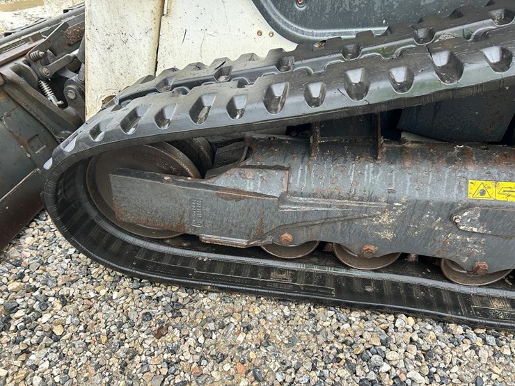 2022-bobcat-t76-image-18