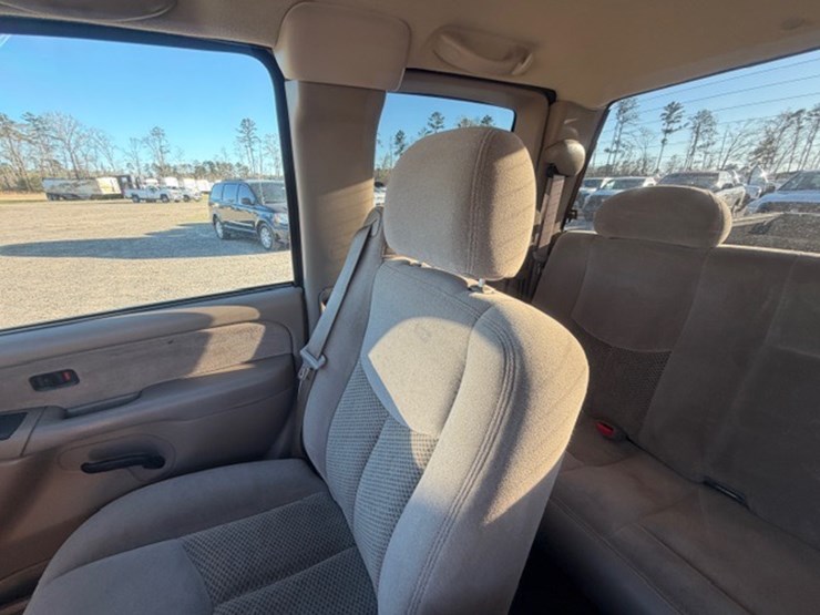 #448-•-2003-chevrolet-c1500-|-reconstructed-title-image-36