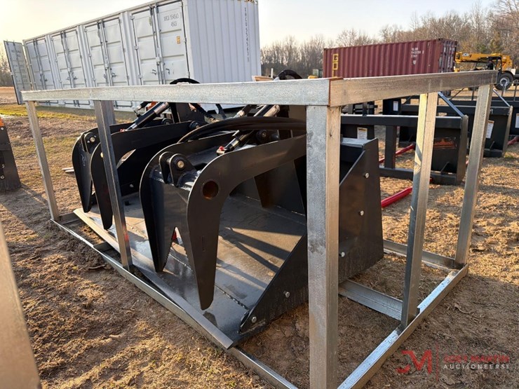 landhonor-72"hydraulic-grapple-skid-steer-attachment-image-4