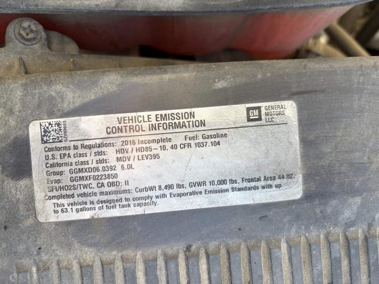 2016-chevrolet-silverado-2500-image-10