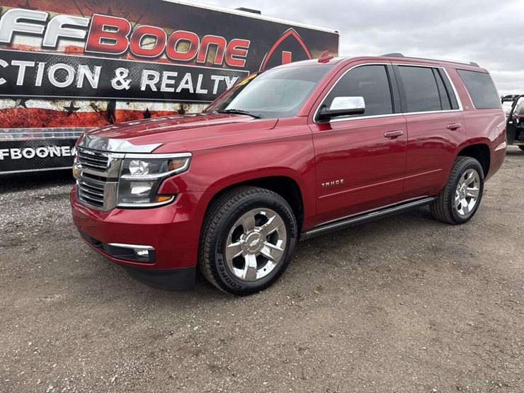 2015-chevrolet-tahoe-ltz-image-1