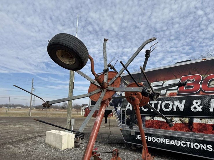 hesston-3717-image-8