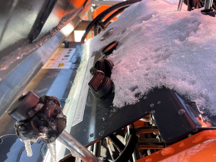 #5412-•-2025-ats-mini-skid-steer-loader-t460-image-11