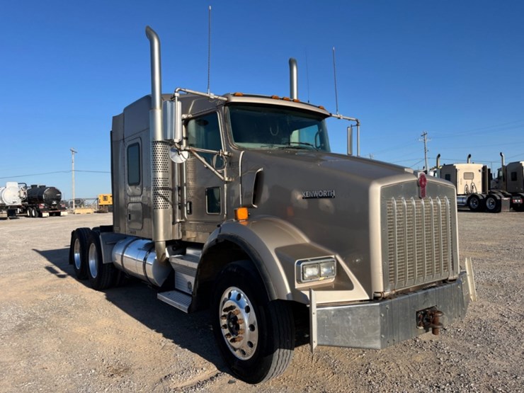 2007-kenworth-t800-image-3