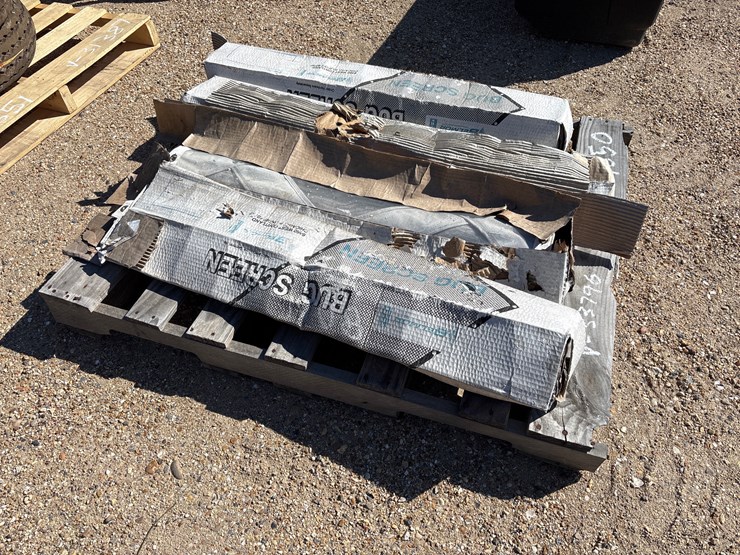 #1650-•-truck-bug-screens-image-1