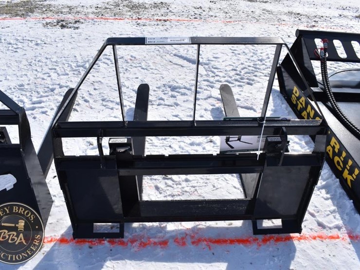 agt-industrial-pallet-fork-attachment-41885-image-2