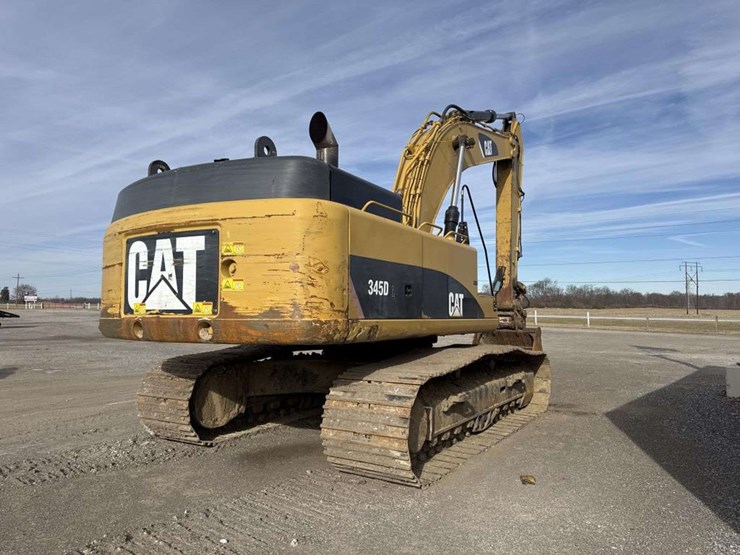 caterpillar-345d-image-4