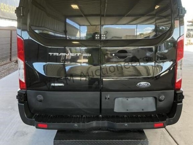 2019-ford-transit-image-6