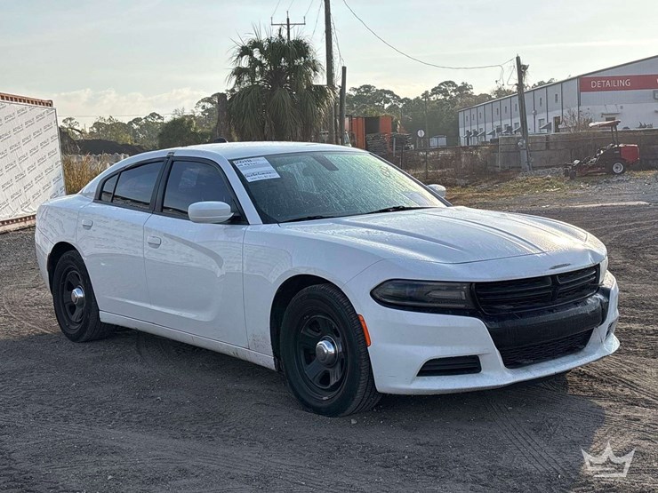 2018-dodge-charger-image-2
