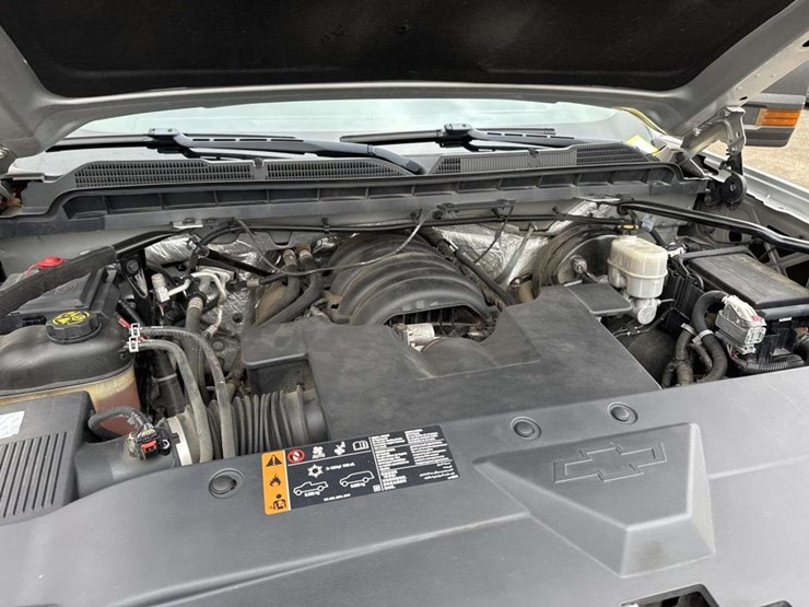 2017-chevrolet-silverado-1500-image-24