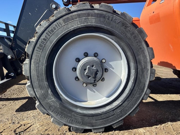 2018-jlg-8042-image-21