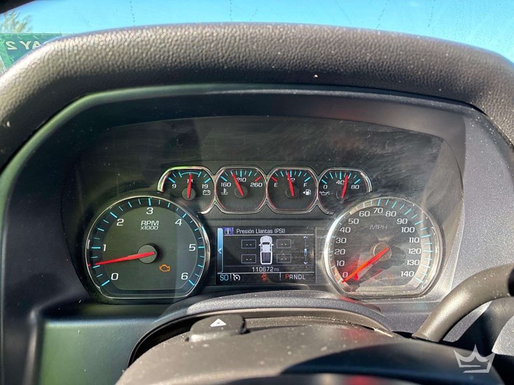 2019-chevrolet-silverado-1500-image-17