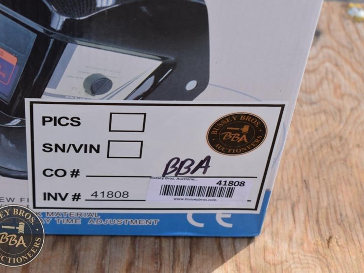 auto-darkening-welding-helment-41808-image-3