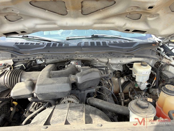 2017-ford-f350-xl-image-16