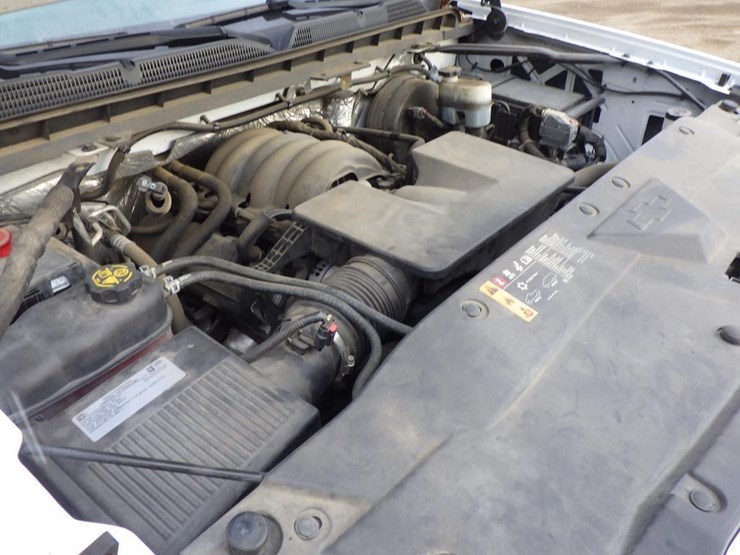 2018-chevrolet-1500-image-9