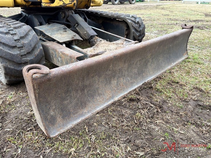 komatsu-pc35-image-8